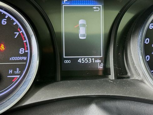 Used 2020 Toyota Camry SE image 12