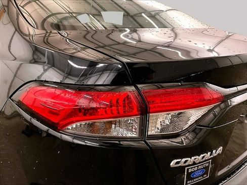 Used 2024 Toyota Corolla LE FWD image 28