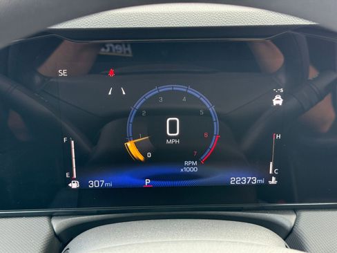 Used 2025 Chevrolet TrailBlazer LT image 40