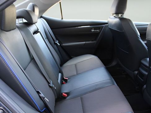 Used 2018 Toyota Corolla SE FWD image 20