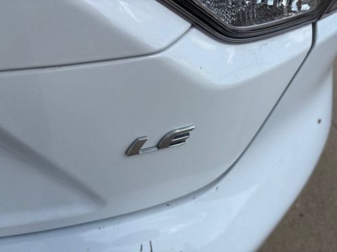 Used 2025 Toyota Corolla LE FWD image 24