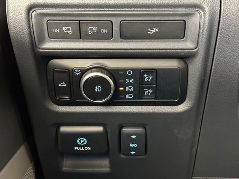 Used 2024 Ford F150 Lariat image 43