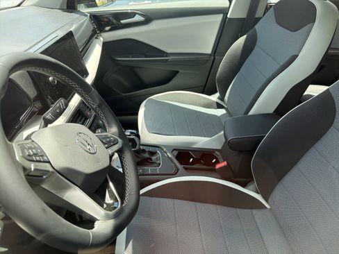 New 2026 Volkswagen Taos S FWD image 5