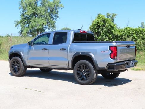 Certified 2024 Chevrolet Colorado Trail Boss w/ Technology Package AWD/4WD image 6