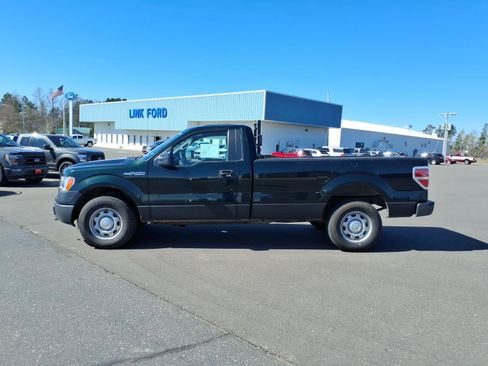 Used 2014 Ford F150 XL w/ Trailer Tow Package image 3