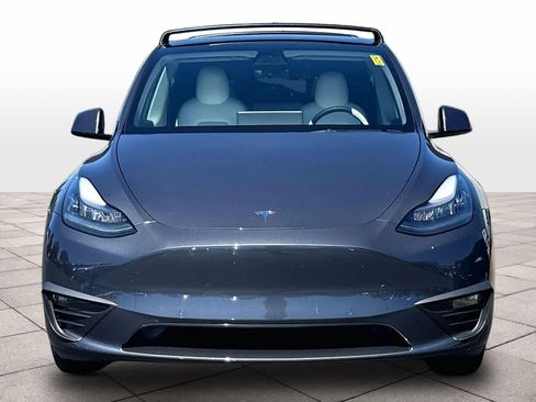 Used 2021 Tesla Model Y Long Range AWD/4WD image 2