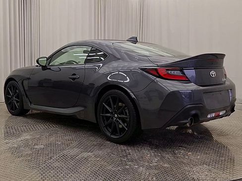Used 2023 Toyota GR86 Premium RWD image 10