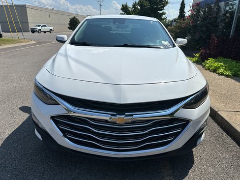Used 2024 Chevrolet Malibu LT FWD image 9