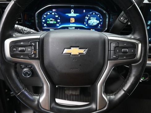 Used 2024 Chevrolet Silverado 1500 LT AWD/4WD image 17