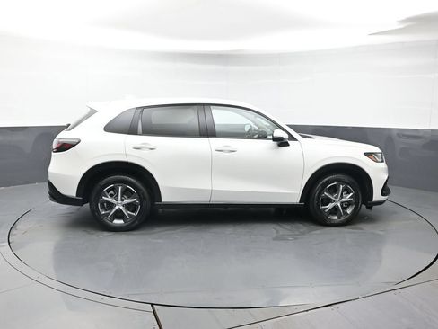 Certified 2025 Honda HR-V EX-L image 7