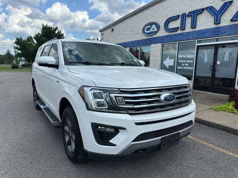 Used 2021 Ford Expedition XLT AWD/4WD image 2