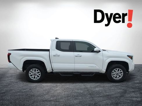 Used 2024 Toyota Tacoma SR5 image 2