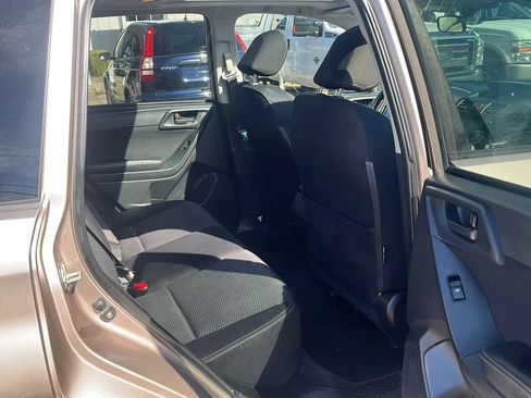 Used 2016 Subaru Forester 2.5i Premium w/ All-Weather Package AWD/4WD image 15
