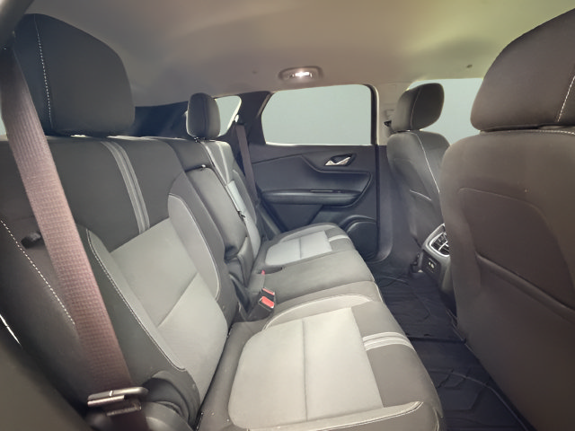 Used 2023 Chevrolet Blazer LT w/ Convenience Package AWD/4WD image 8