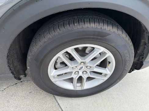 Used 2026 Ford Explorer Active RWD image 37