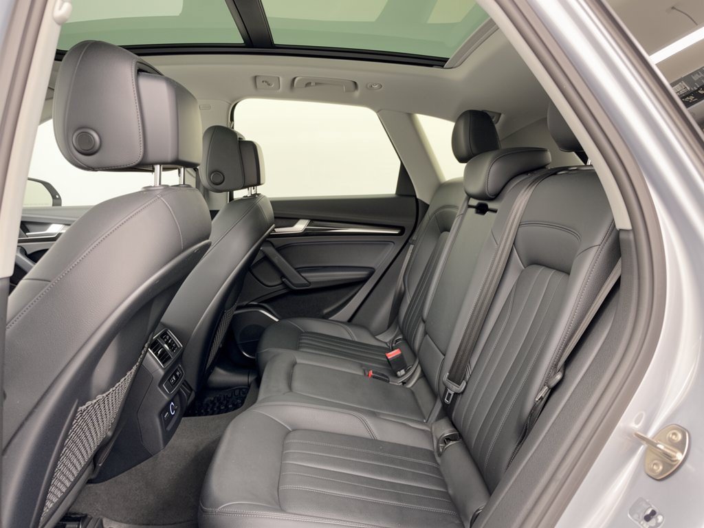 Used 2019 Audi Q5 2.0T Premium Plus w/ Premium Plus Package AWD/4WD image 25