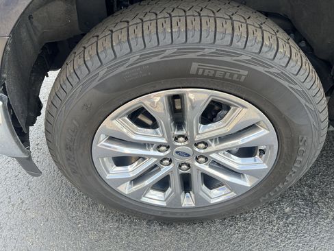 Used 2024 Ford F150 Lariat w/ Tow/Haul Package image 10