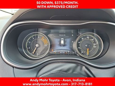 Used 2020 Jeep Cherokee Trailhawk w/ Cold Weather Group AWD/4WD image 17