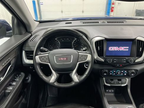 Used 2023 GMC Terrain SLT AWD/4WD image 11