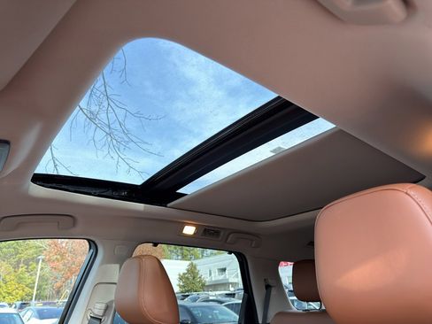 New 2025 Nissan Pathfinder Platinum image 31