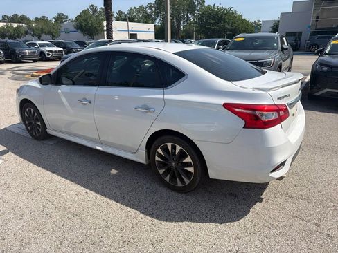 Used 2019 Nissan Sentra SR FWD image 8