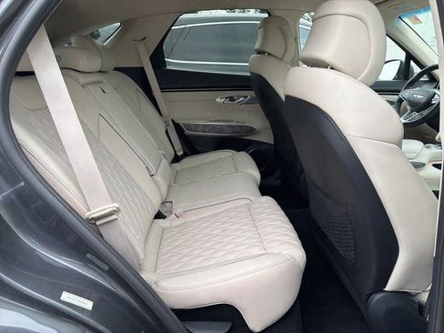 Used 2022 Genesis GV70 3.5T Sport w/ Sport Advanced Package image 11