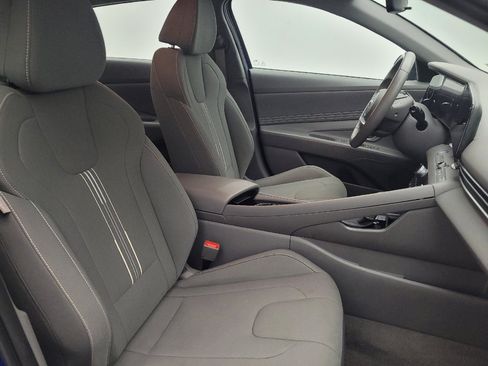 Used 2023 Hyundai Elantra SEL w/ Convenience Package FWD image 21