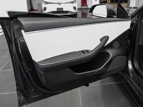 Used 2025 Tesla Model 3 Performance AWD/4WD image 39