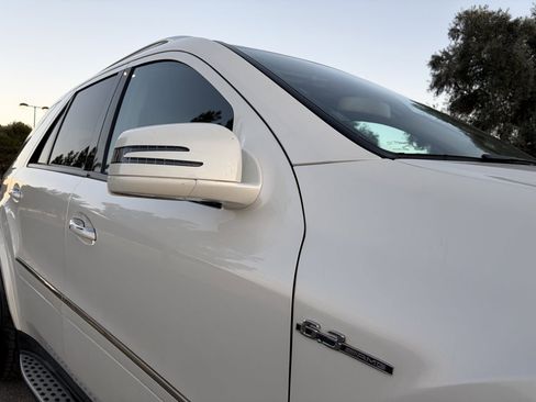 Used 2011 Mercedes-Benz ML 63 AMG 4MATIC image 10