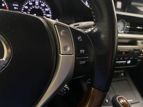 Used 2015 Lexus ES 350 w/ Premium Package FWD image 17