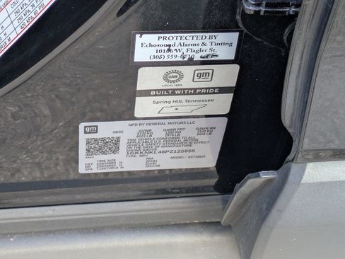 Used 2023 GMC Acadia SLE w/ Driver Convenience Package FWD image 41