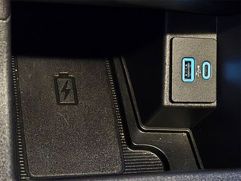 Used 2023 Ford Edge SEL w/ Convenience Package image 20