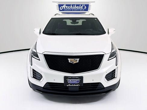 Used 2022 Cadillac XT5 Sportv image 2