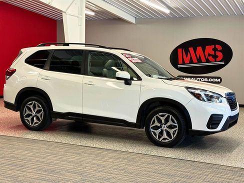 Used 2021 Subaru Forester Premium w/ Popular Package #1 AWD/4WD image 1