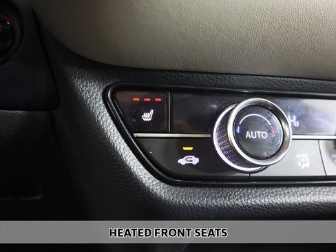 Used 2023 Honda HR-V EX-L image 7