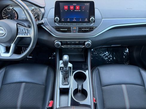 Used 2023 Nissan Altima 2.5 SR FWD image 26