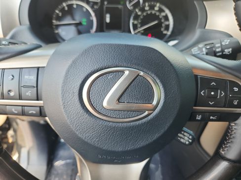 Used 2021 Lexus GX 460 Premium w/ Premium Package AWD/4WD image 9