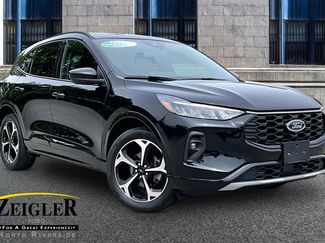 Certified 2023 Ford Escape ST-Line Select w/ Tech Pack #2 AWD/4WD video 1