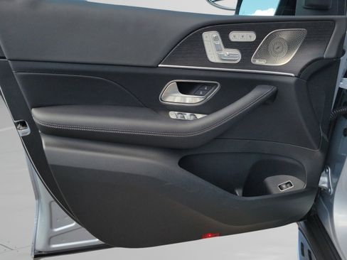 Certified 2026 Mercedes-Benz GLS 450 4MATIC image 30