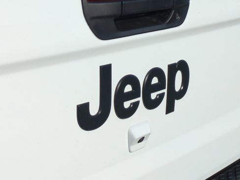 New 2026 Jeep Gladiator Sport image 24