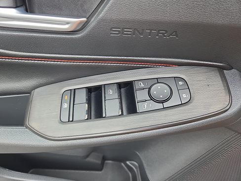 Used 2026 Nissan Sentra SR w/ Floor Mat Package FWD image 25