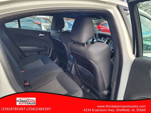 Used 2019 Dodge Charger GT w/ Blacktop Package RWD image 11
