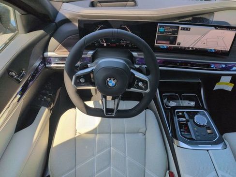 New 2026 BMW 740i xDrive w/ Executive Package image 8