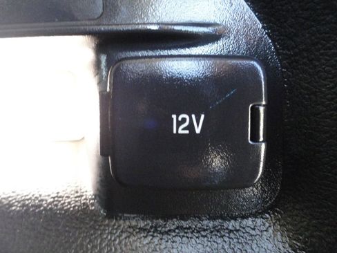 Used 2020 Ford Explorer XLT w/ Equipment Group 202A image 39