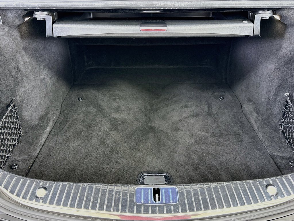 Used 2017 Mercedes-Benz S 550 Sedan image 27