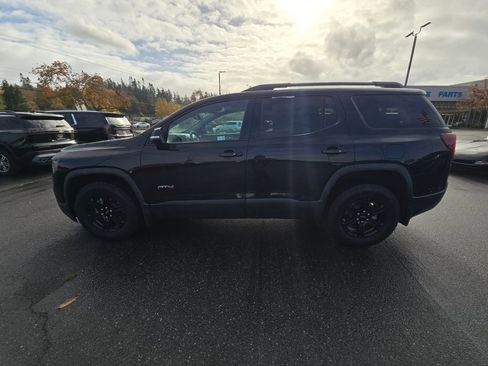 Used 2023 GMC Acadia AT4 w/ GMC Pro Grade Package image 7