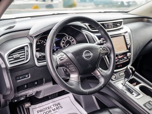 Used 2023 Nissan Murano SV image 9