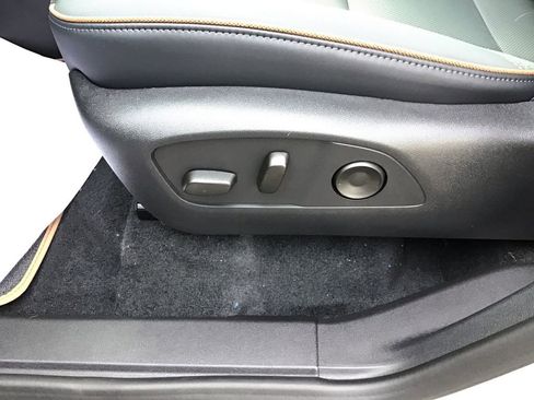 New 2026 GMC Acadia AT4 w/ Luxury Package image 14