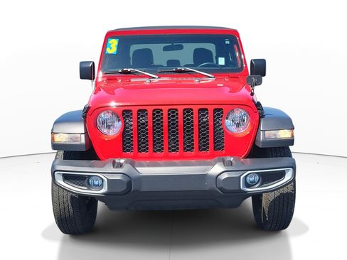 Used 2023 Jeep Gladiator Sport image 2