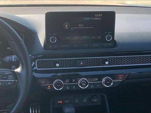 Used 2025 Honda Civic Sport image 5